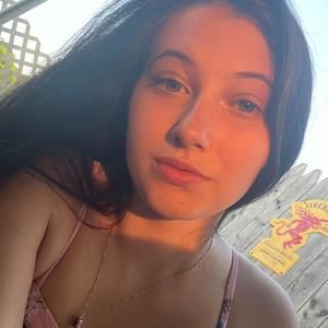 Meet your Posher, Sierra